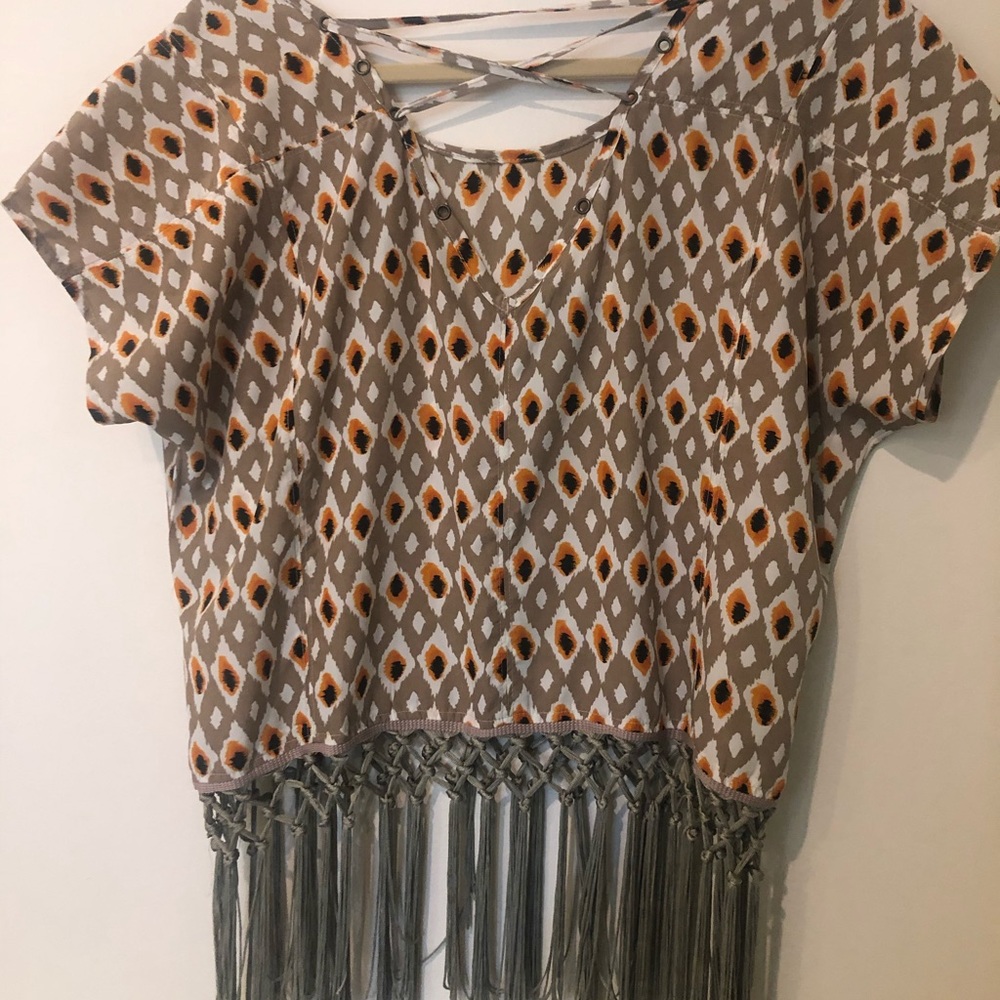 Cute top with fringe bottom